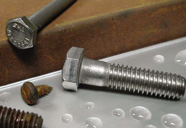 Perno hexagonal .inox 5/16-18x2"