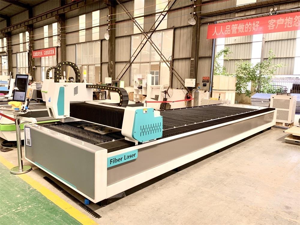Cortador CNC láser fibra 6000X1500MM 3000W
