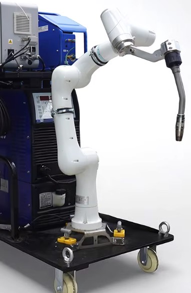 Robot colaborativo 1800MM 12KG base magnética